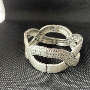 Premier Designs Exclamation Stretch Bracelet